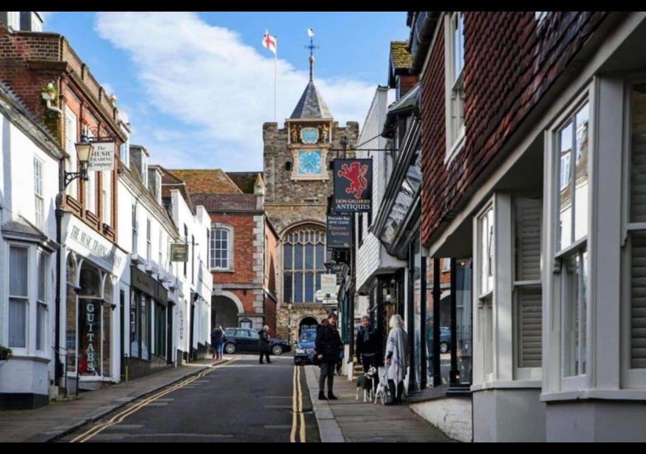 Benson House - Town Centre, East Sussex *